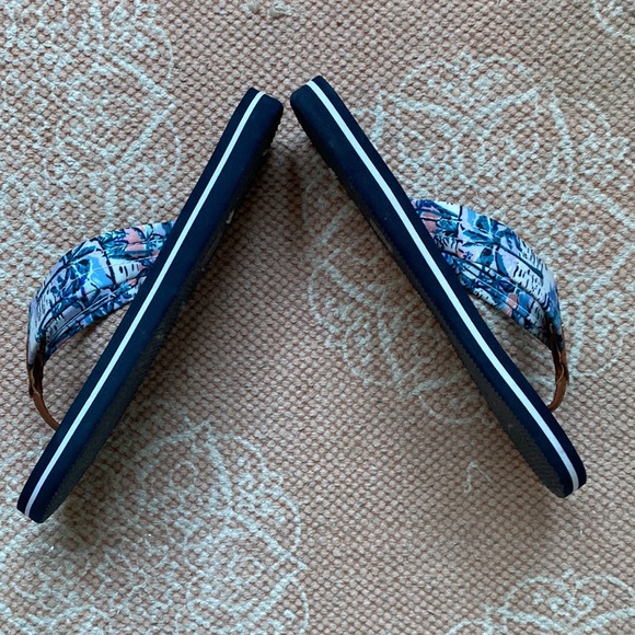 Tommy Hilfiger sandals - Picture 3 of 3